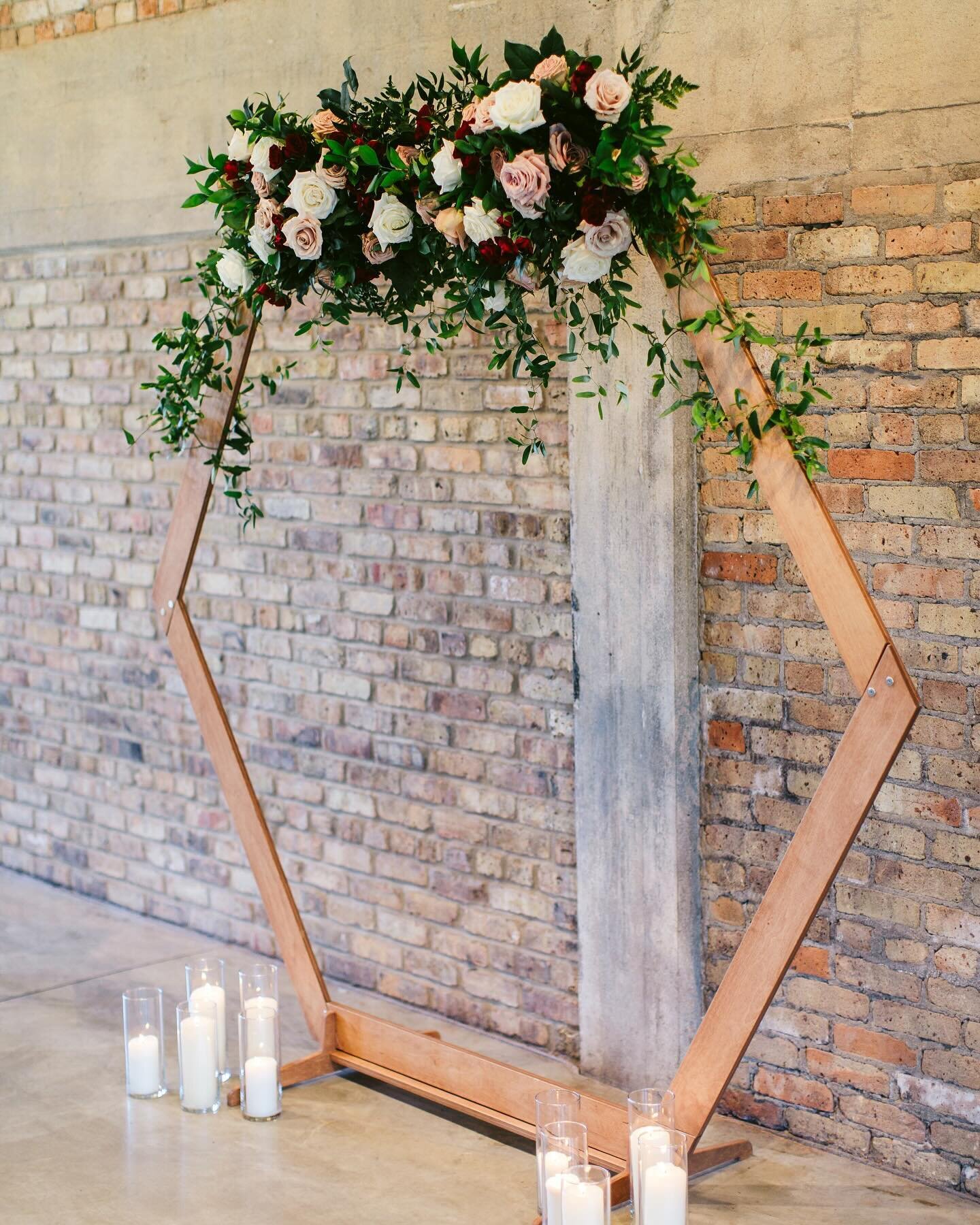 Lovely hexagon arch used for the ceremony backdrop and then for a photo booth during the reception for a nice dual use! 

Photos by @nicodemcreative 
Venue @brixonfox