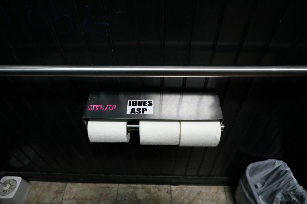 Confusing graffiti on the toilet paper holder in The Orion’s bathroom…