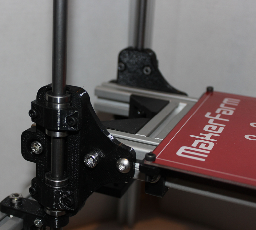 Bed attachment - the bed was then screwed to the brackets and z carriage to the extrusion, with the motor attached between the two.