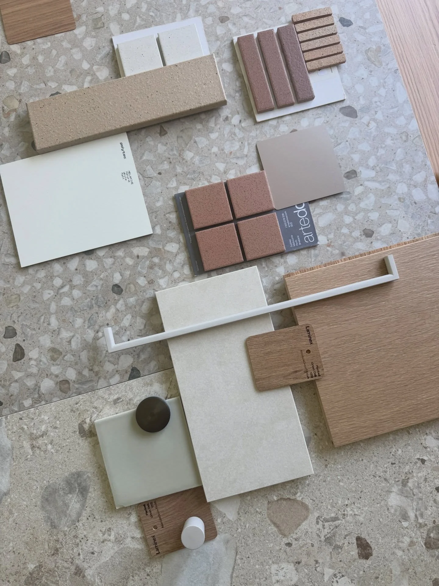 April, where did you go? 

A lovely blur of new design projects an nostalgic family holidays 🤍 To busy enjoying it all post or take many photos
