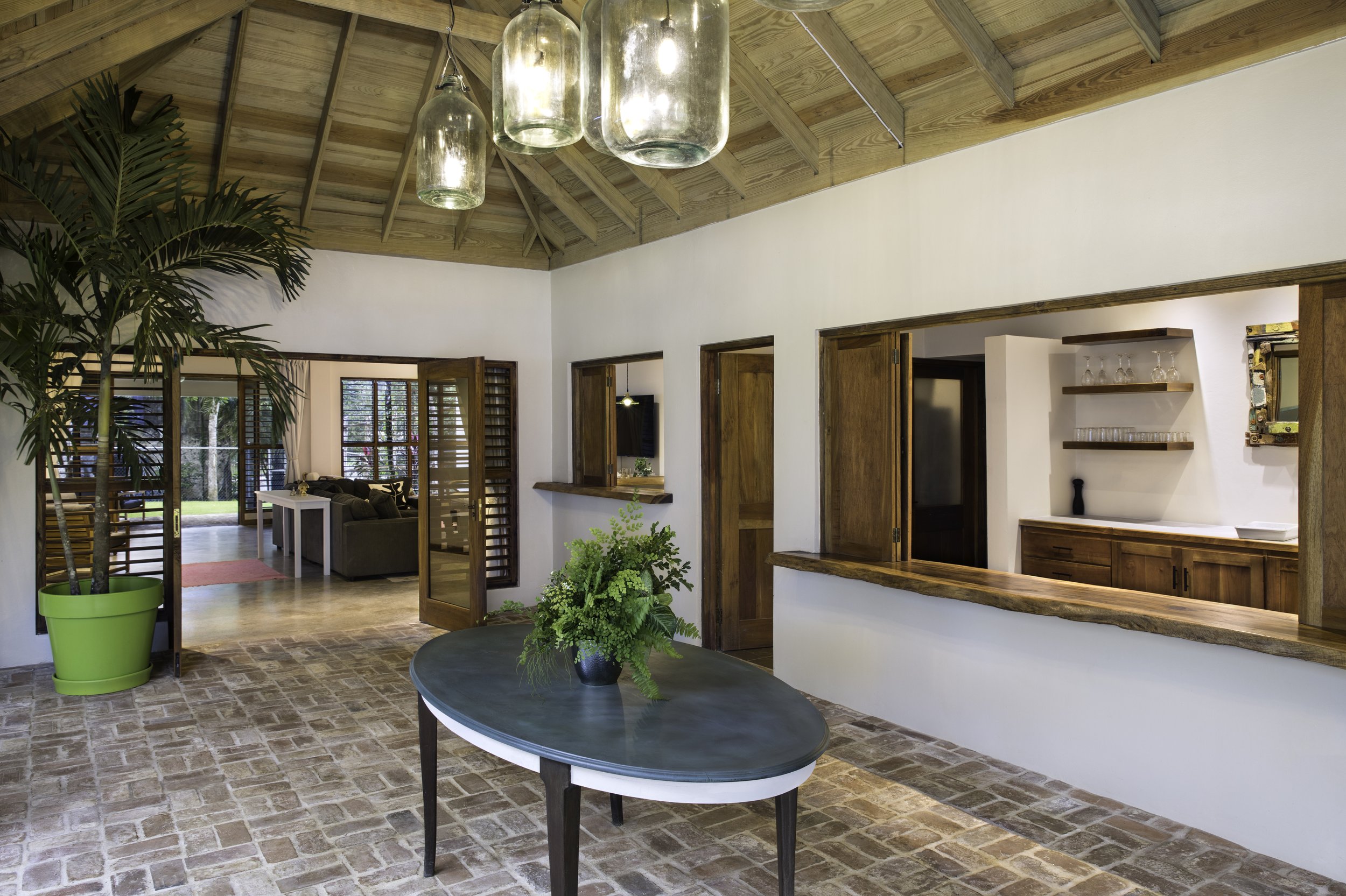 Main Entrance _ Dining.JPG