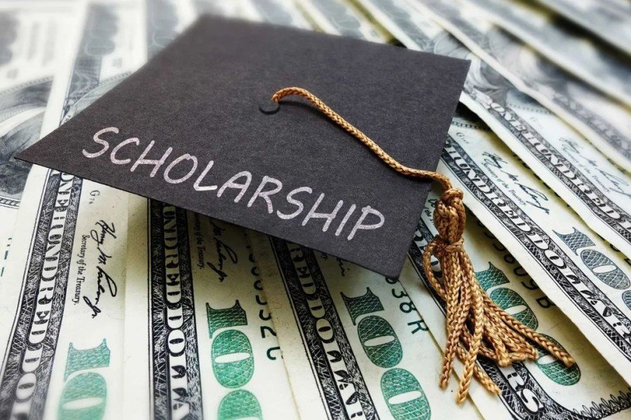 Stress-Free Study Abroad: Introduction to U.S. Graduate Scholarships