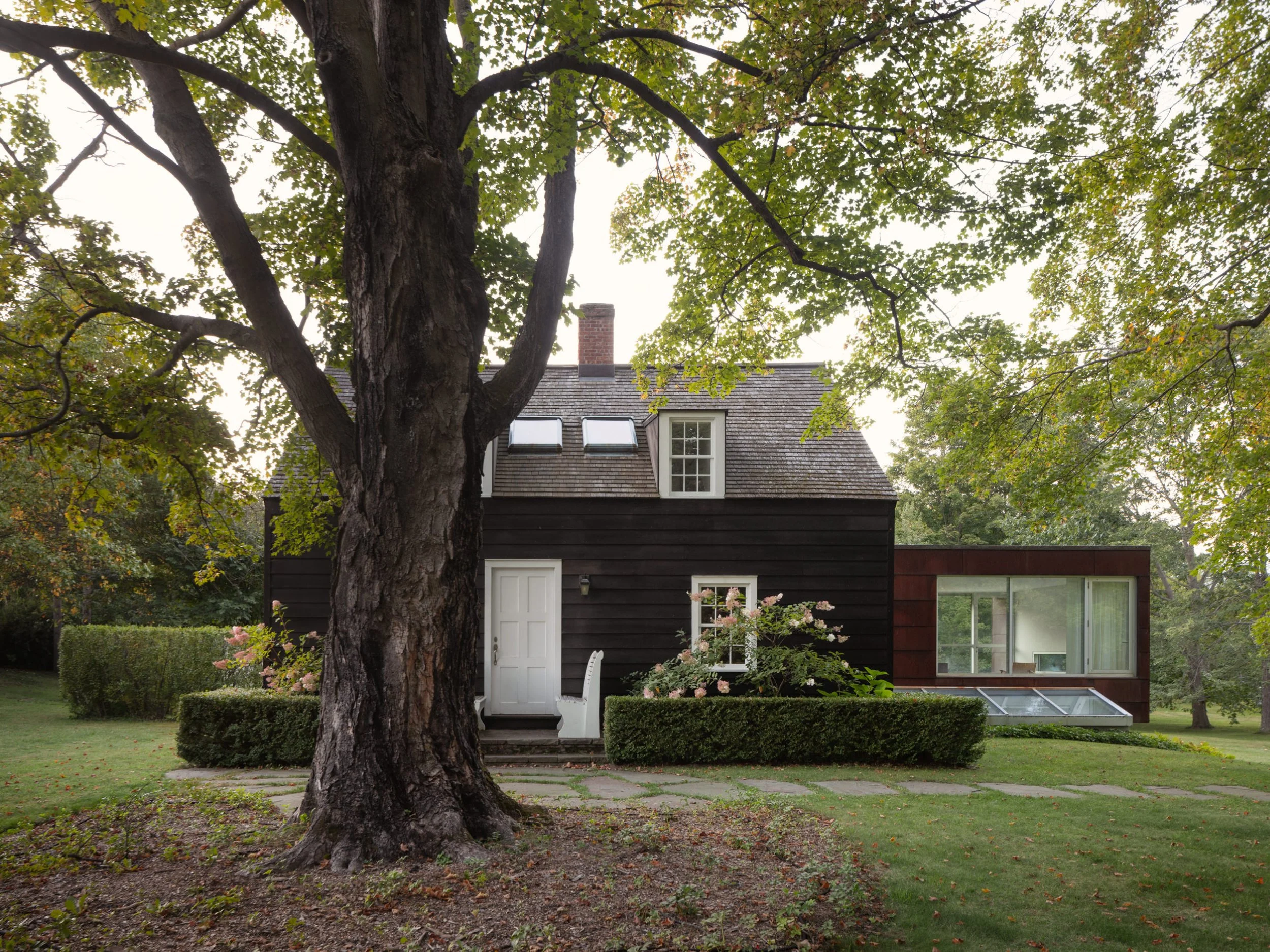 Ten Broeck Cottage-1.jpg