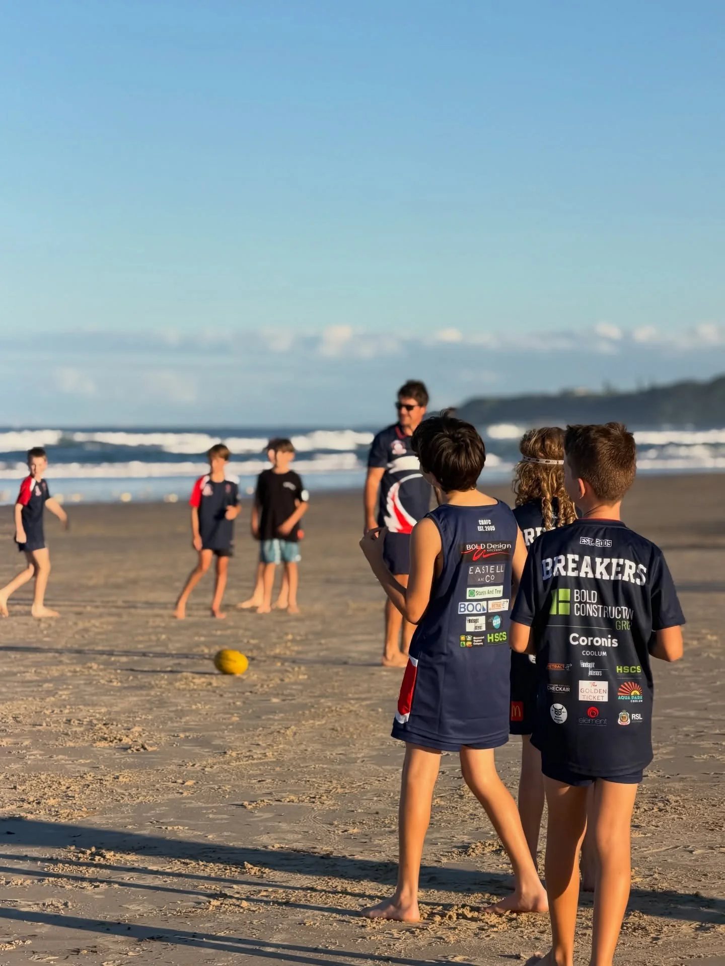 How lucky are we&hellip; fields a bit wet after the rain 💦 &hellip;.no problem. Our Juniors took their footy training beachside on Wednesday night. Smiling faces everywhere! #lovewherewelive #Coolumbeachbreakers