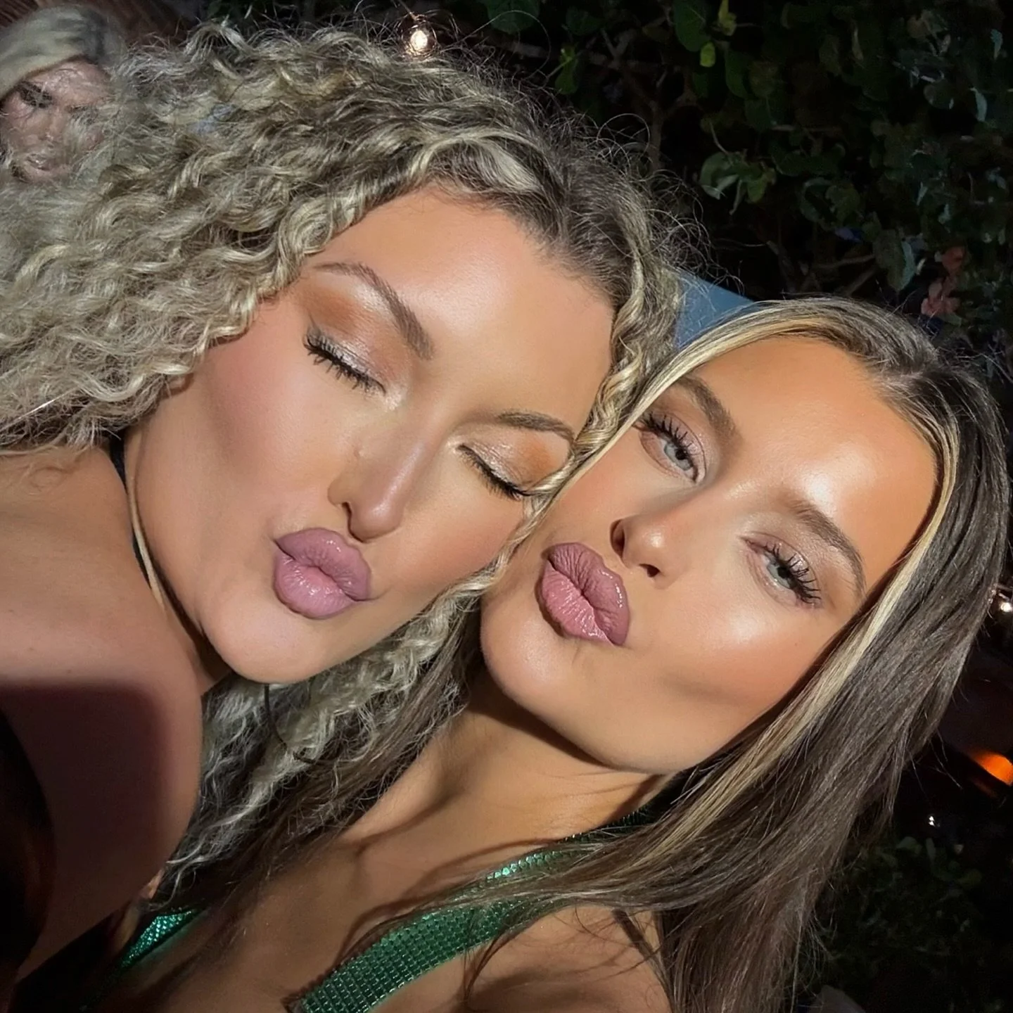 I still can&rsquo;t believe I missed 2 birthdays of yours before I was born!!!!!! How did I get so lucky to get you as a sister?!?! Happy birthday @tiffanywoodxo ❤️❤️❤️❤️❤️❤️