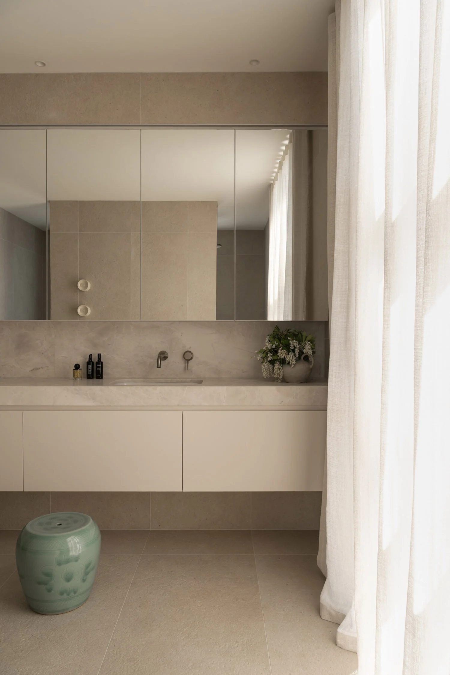 perth-swanbourne-maek-custom-luxury-home-neutral-bathroom-ensuite-2.jpg