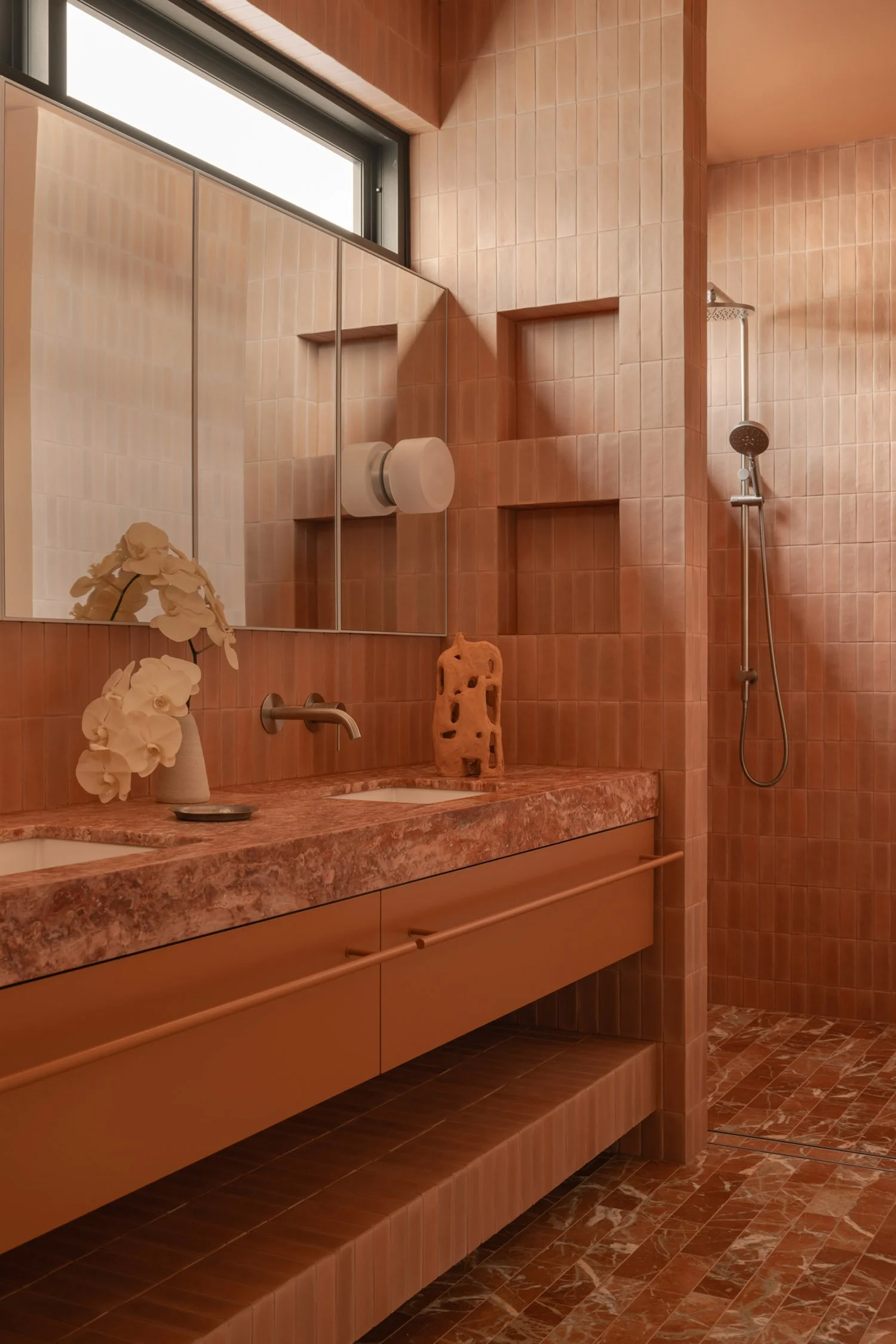 north-fremantle-maek-custom-home-terracotta-bathroom.jpg