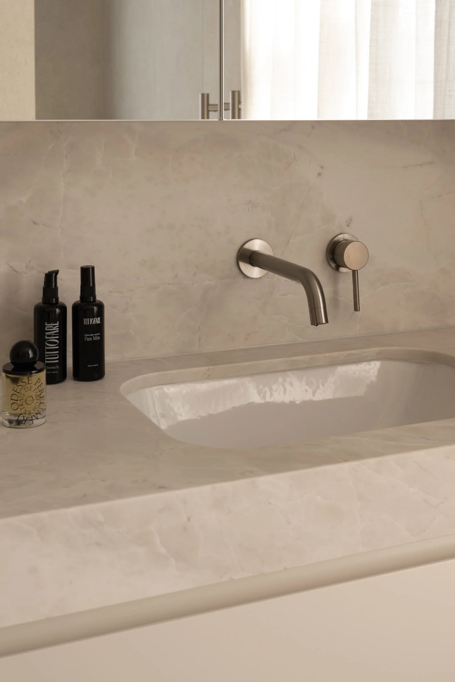 perth-swanbourne-maek-custom-luxury-home-neutral-bathroom-ensuite-3.jpg