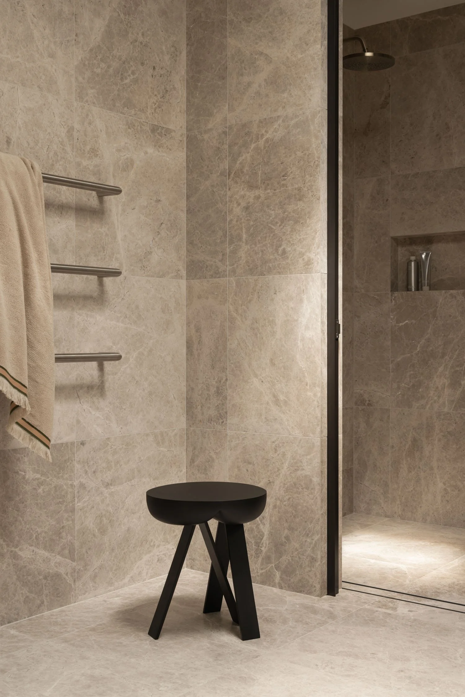 perth-cottesloe-maek-custom-luxury-home-interior-design-bathroom-ensuite-bernini-silver-pearl-limestone.jpg