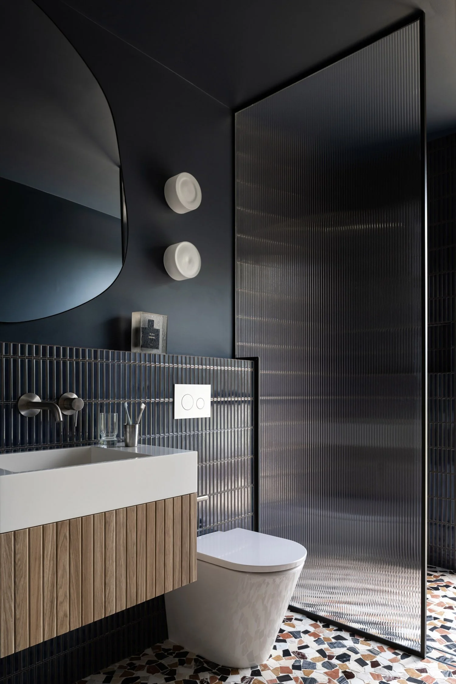 north-fremantle-maek-custom-home-blue-bathroom.jpg