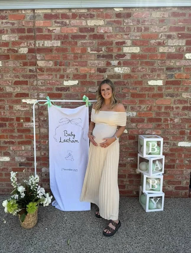 A moment for mum-to-be, Amy 🤍

Wishing you and Jace all the best over the next few weeks as you welcome your little one into the world.

Fabric song @that.classy.gal
