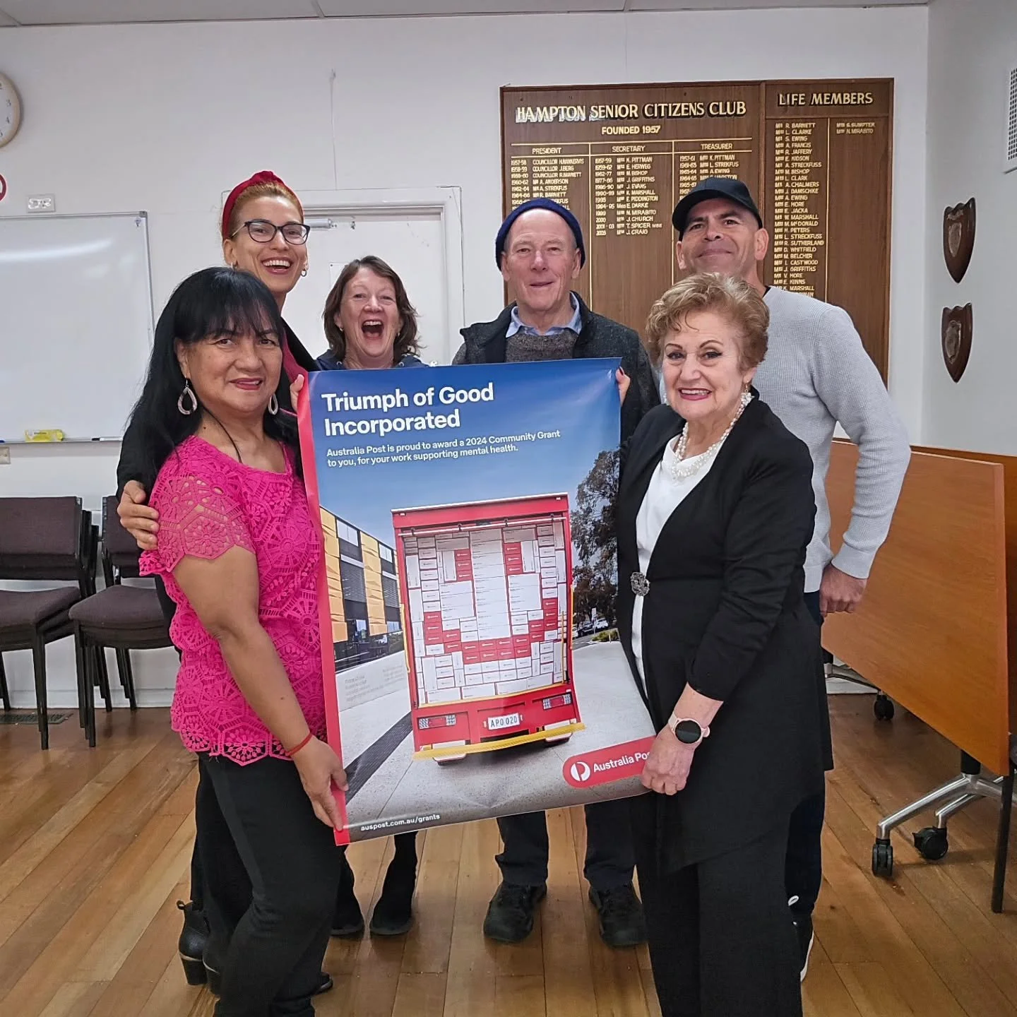 Every Friday, we gather not just to sing but to laugh and connect. No pressure. No auditions. Just pure joy.

Want to feel this good? Join us in Hampton East!

FREE learming to sing sessions 
Details on our website in bio.

Proudly supported by @ausp
