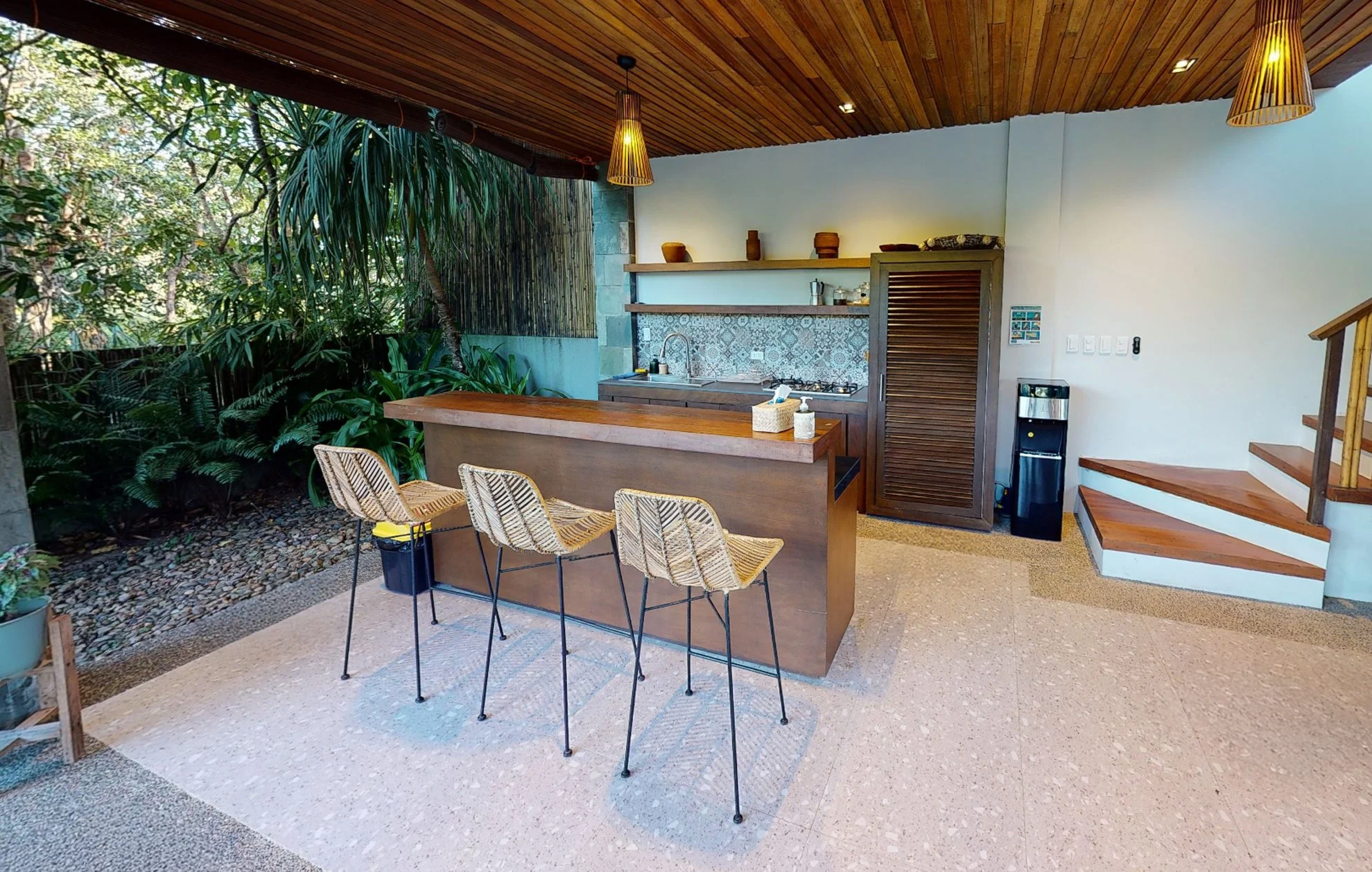 Kitchen Area.jpg