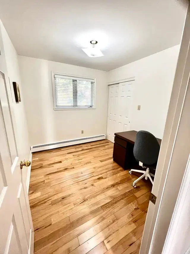 bedroom.jpg