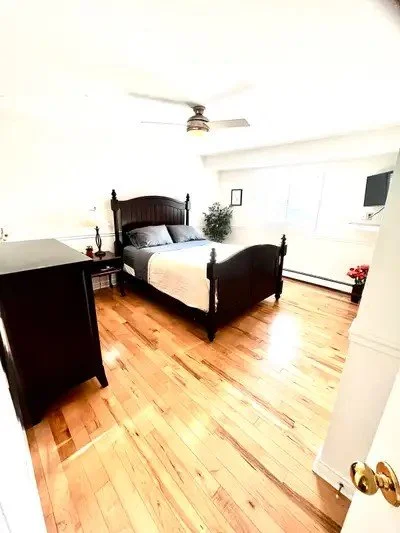 bedrooom 2.jpg