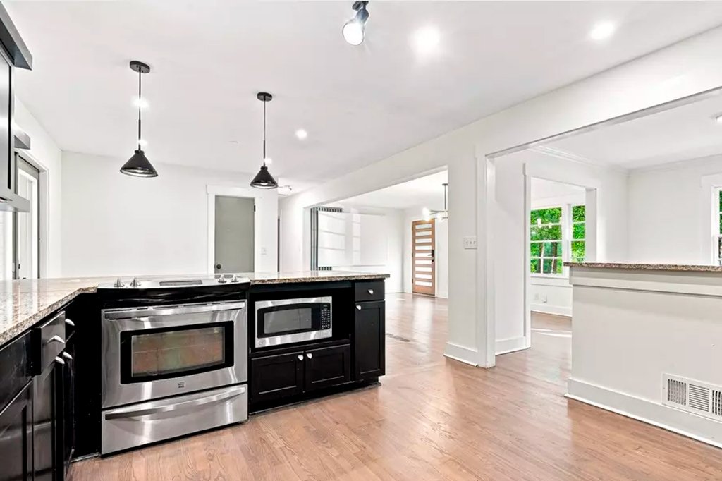 5012 Tilly Mill Rd , Dunwoody, GA 30338 - Elsa Domenzain