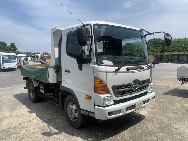 395354 2013 HINO HINO RANGER TRUCK.jpg
