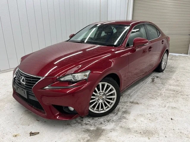 390028 2014 LEXUS IS SEDAN.jpg