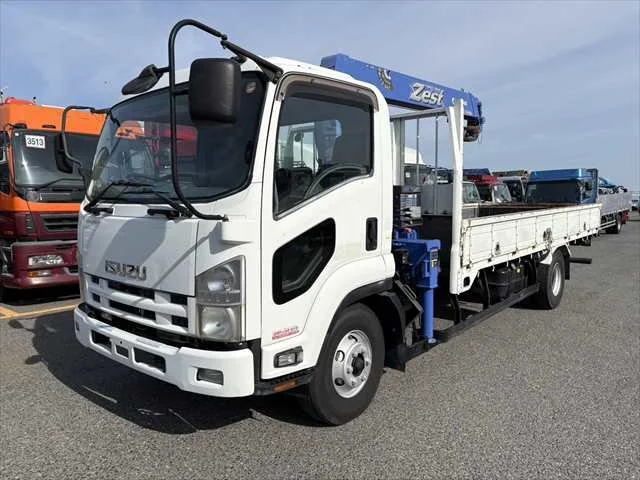 388743 2008 ISUZU FORWARD TRUCK.jpg