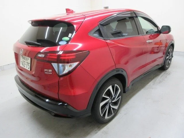 HONDA VEZEL 2016 red hybrid 7.jpeg