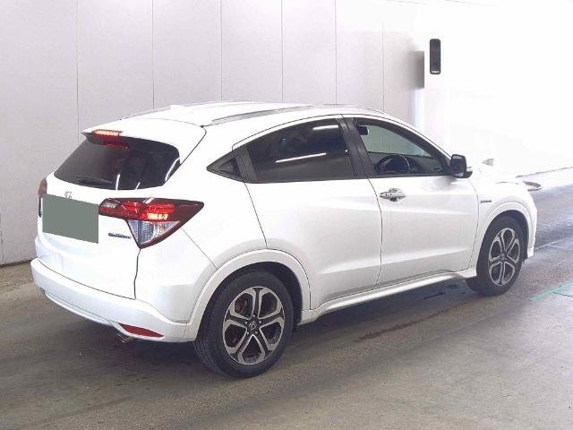 396407 2016 HONDA VEZEL SUV 2.jpg