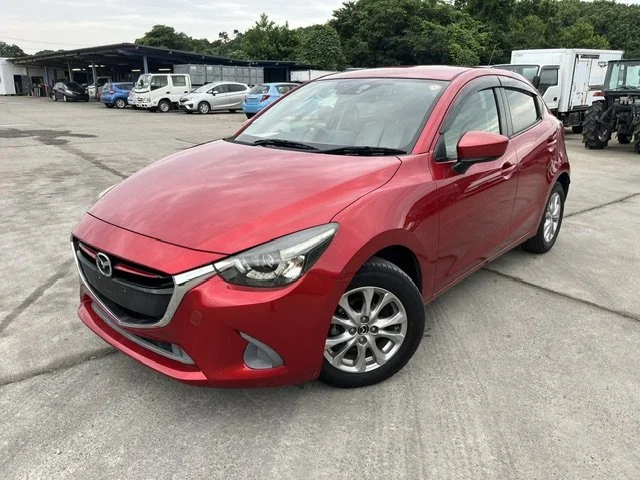 395345 2015 MAZDA DEMIO HATCHBACK.jpg