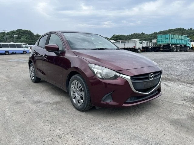 395016 2017 MAZDA DEMIO HATCHBACK.jpg