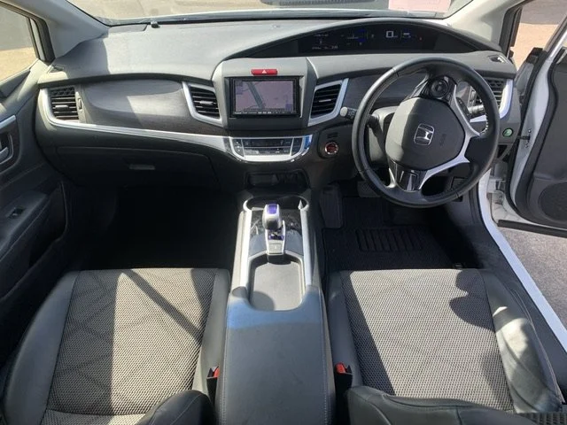 391193 2016 HONDA JADE WAGON 3.jpg