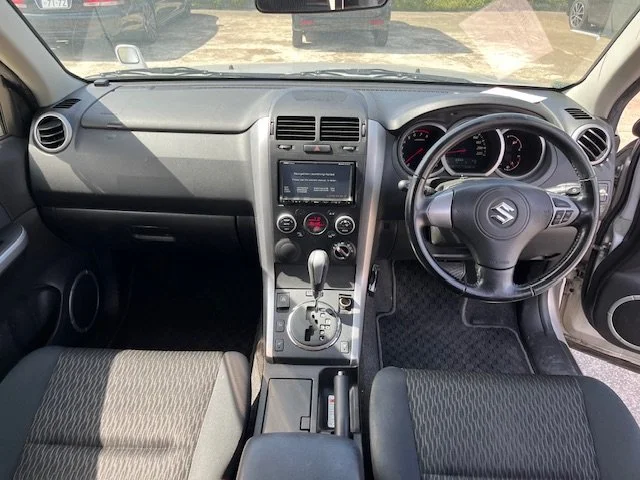 389775 2014 SUZUKI ESCUDO SUV 3.jpg