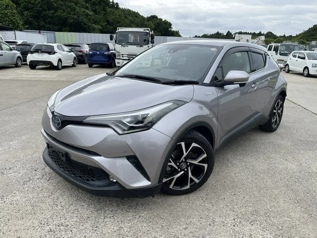 392312 2019 TOYOTA C-HR SUV.jpg