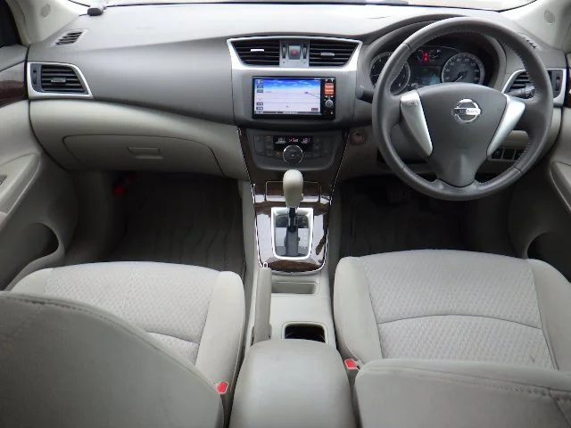394494 2013 NISSAN SYLPHY SEDAN 3.jpg