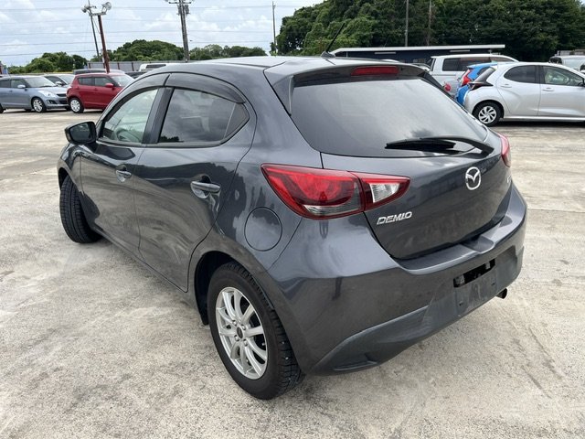 392431 2015 MAZDA DEMIO HATCHBACK 2.jpg