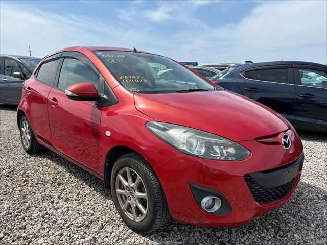 392006 2013 MAZDA DEMIO HATCBACK.jpg