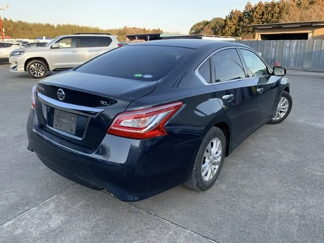 383539 2017 NISSAN TEANA SEDAN 2.jpg