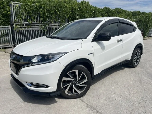 396073 2017 HONDA VEZEL SUV.jpg