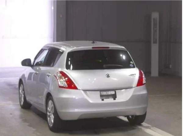 372929 2014 SUZUKI SWIFT HATCHBACK 2.jpg