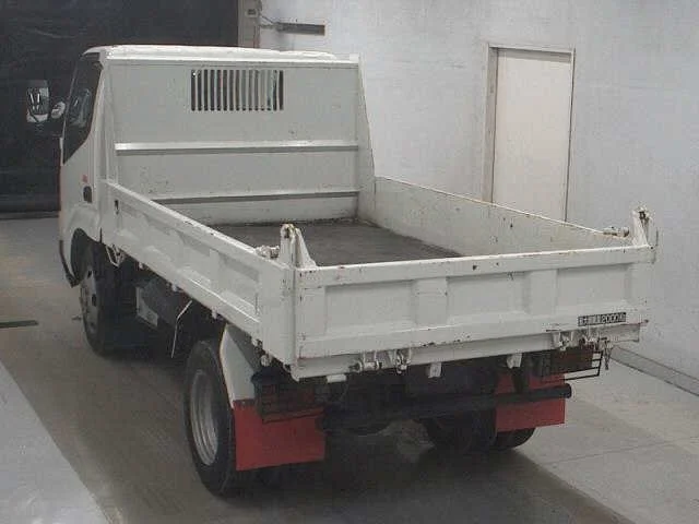 376458 2011 HINO HINO DUTORO TRUCK 2.jpg
