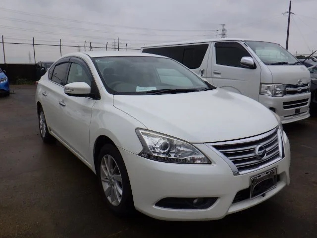 394494 2013 NISSAN SYLPHY SEDAN.jpg