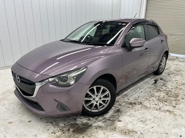 390898 2016 MAZDA DEMIO HATCHBACK.jpg