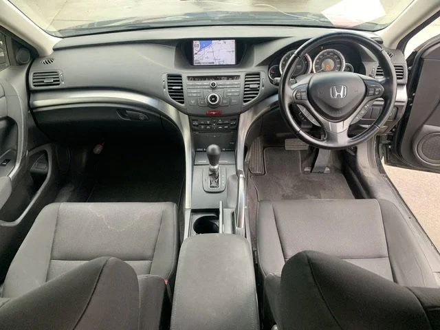 393971 2013 HONDA ACCORD SEDAN 3.jpg