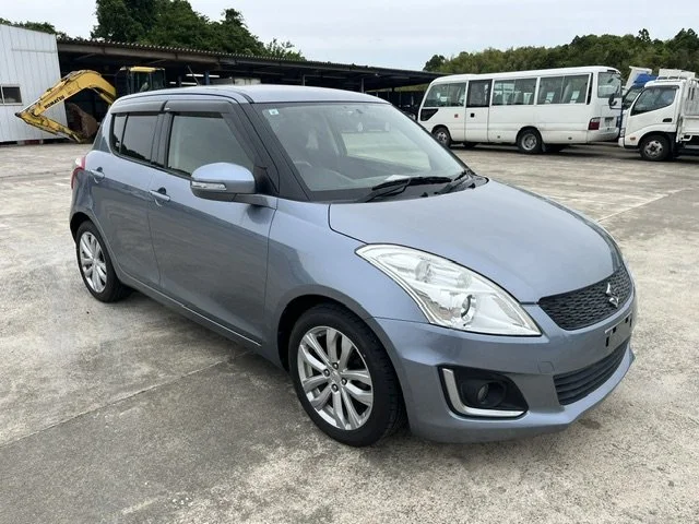 392322 2013 SUZUKI SWIFT HATCBACK.jpg