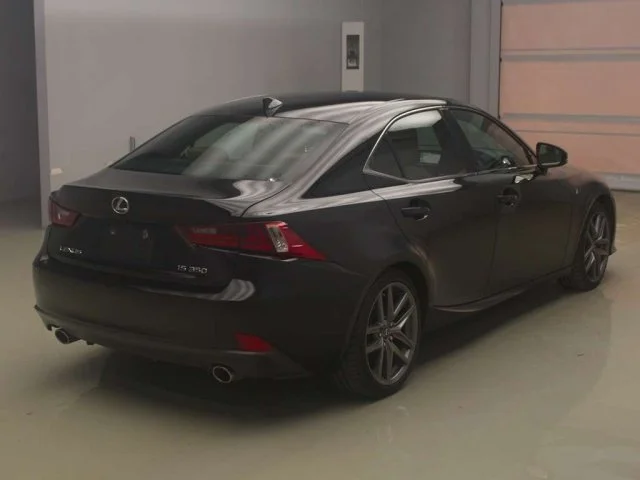 386146 2013 LEXUS IS SEDAN 2.jpg