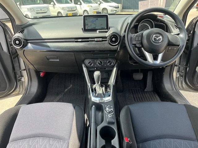 388356 2015 MAZDA DEMIO HATCHBACK 3.jpg