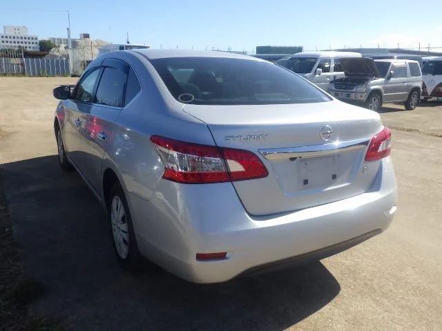 370472 2014 NISSAN SYLPHY SEDAN 2.jpg