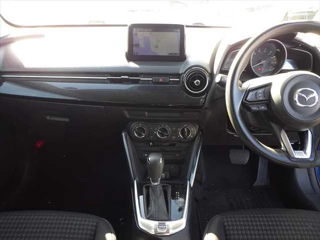 378916 2017 MAZDA DEMIO HATCHBACK 3.jpg