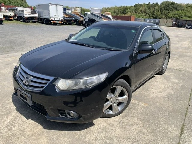 389598 2013 HONDA ACCORD SEDAN.jpg