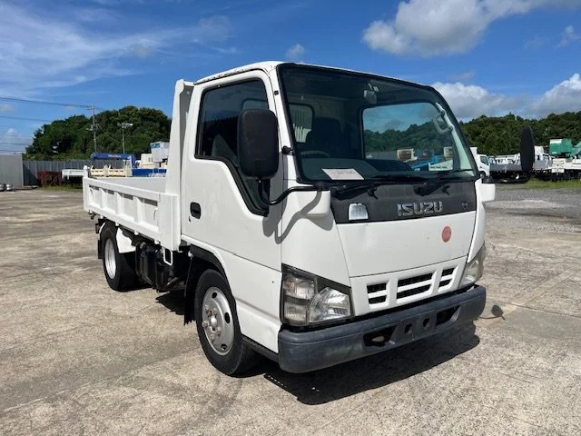 370216 2006 ISUZU ELF TRUCK.jpg