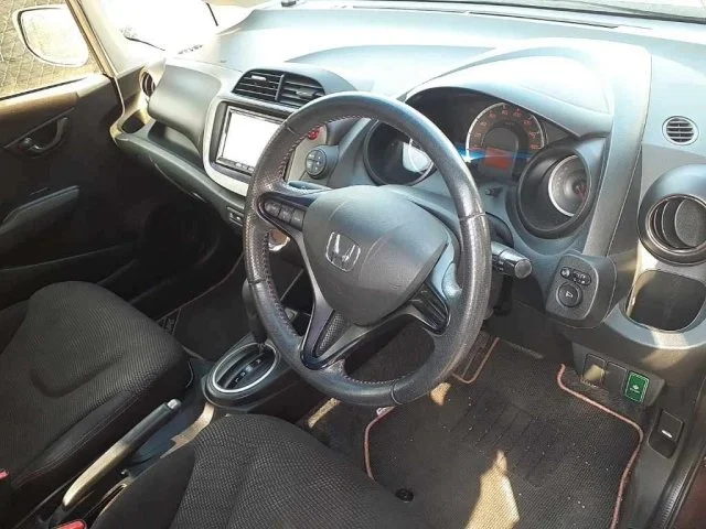 387742 2013 HONDA FIT HATCHBACK 3.jpg