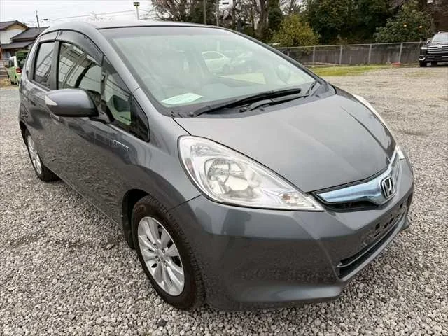 384856 2013 HONDA FIT HATCBACK.jpg