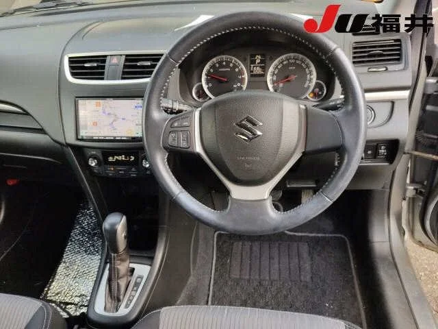 377306 2013 SUZUKI SWIFT HATCHBACK 3.jpg